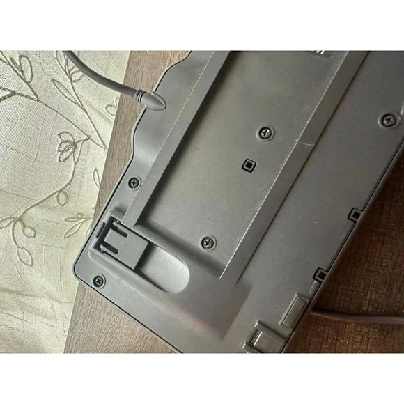 USB plug in Dell RT7D50 Keyboard - Picture 6 of 6